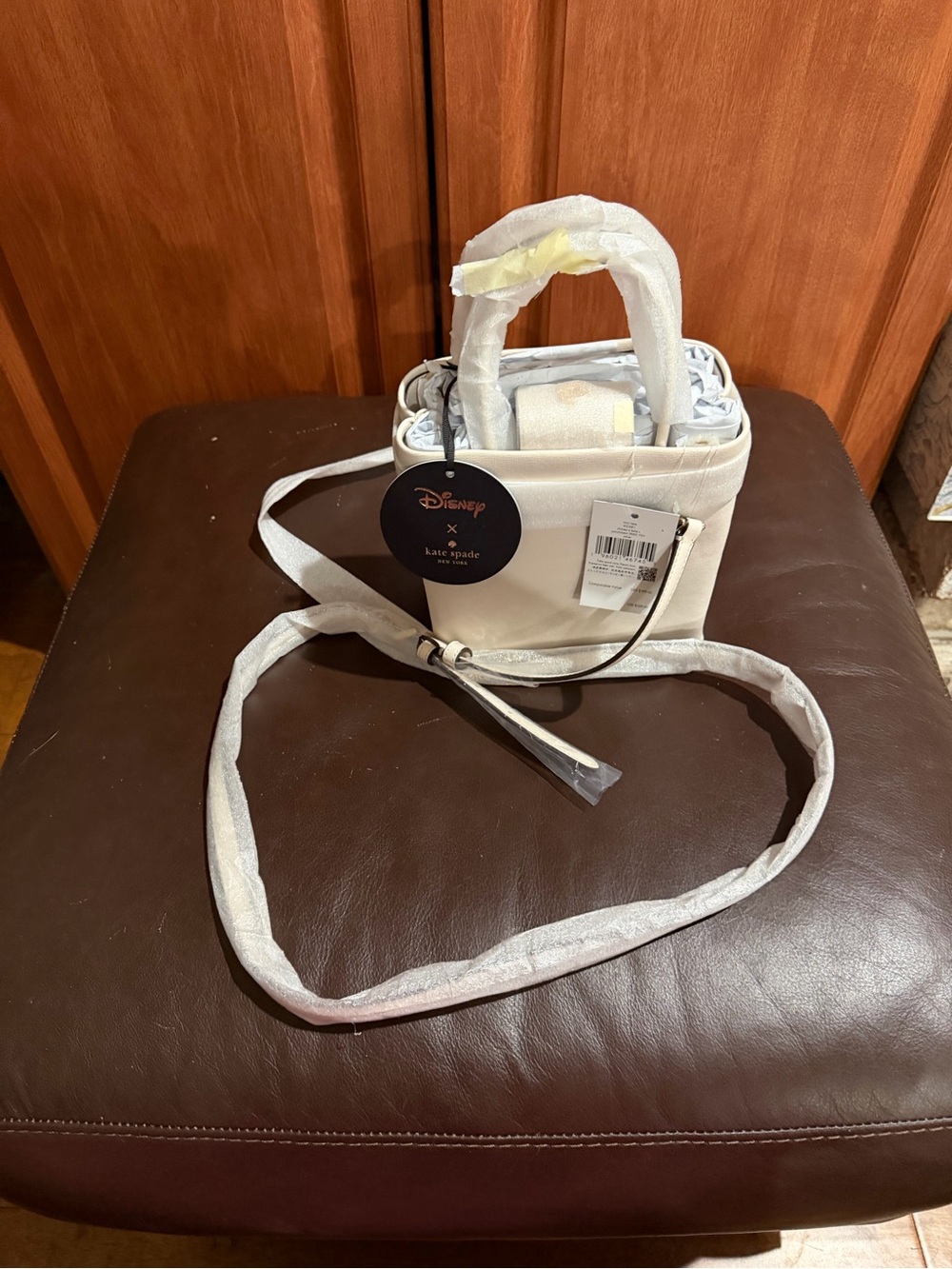 Kate Spade x Disney Purse - Picture 3 of 5